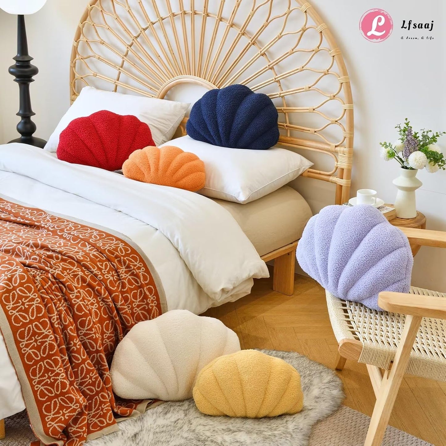 Seashell Throw Pillows, Shell Shaped Throw Pillows, 18 Inch Soft Home Decorative Pillow Plush Cushion for Bed Couch Living Sofa Room Decor Accent Throw Pillow (Navy 18Inch)