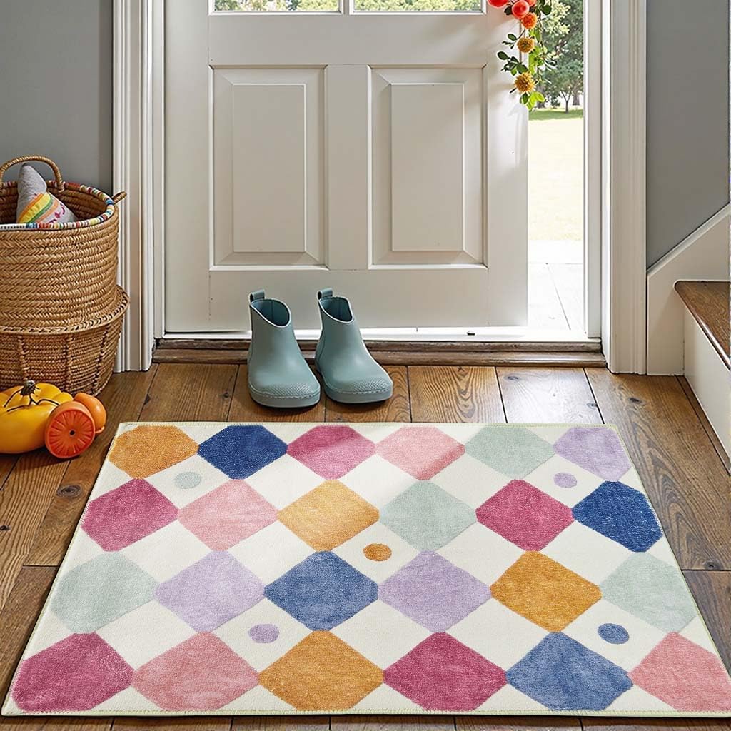 jinchan Area Rug 2x3 Kids Entryway Washable Indoor Doormat Small Soft Non Slip Modern Rug Diamond Carpet for Nursery Room Bedroom Bathroom Berries on Cream