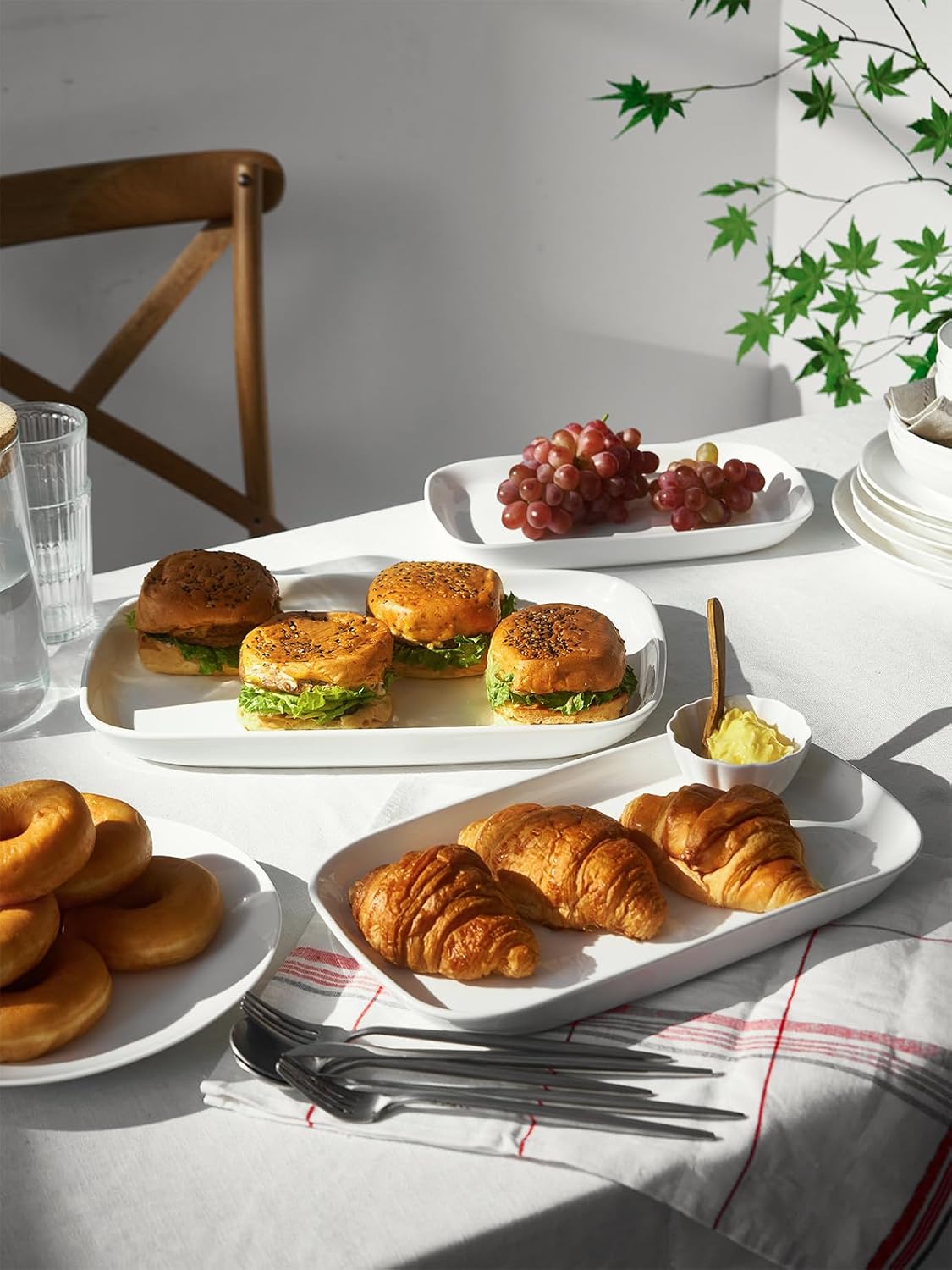 DOWAN Serving Platters and Trays for Wedding Decor, 16"/14"/12" Serving Dishes for Entertaining, White Porcelain Plates Set of 3