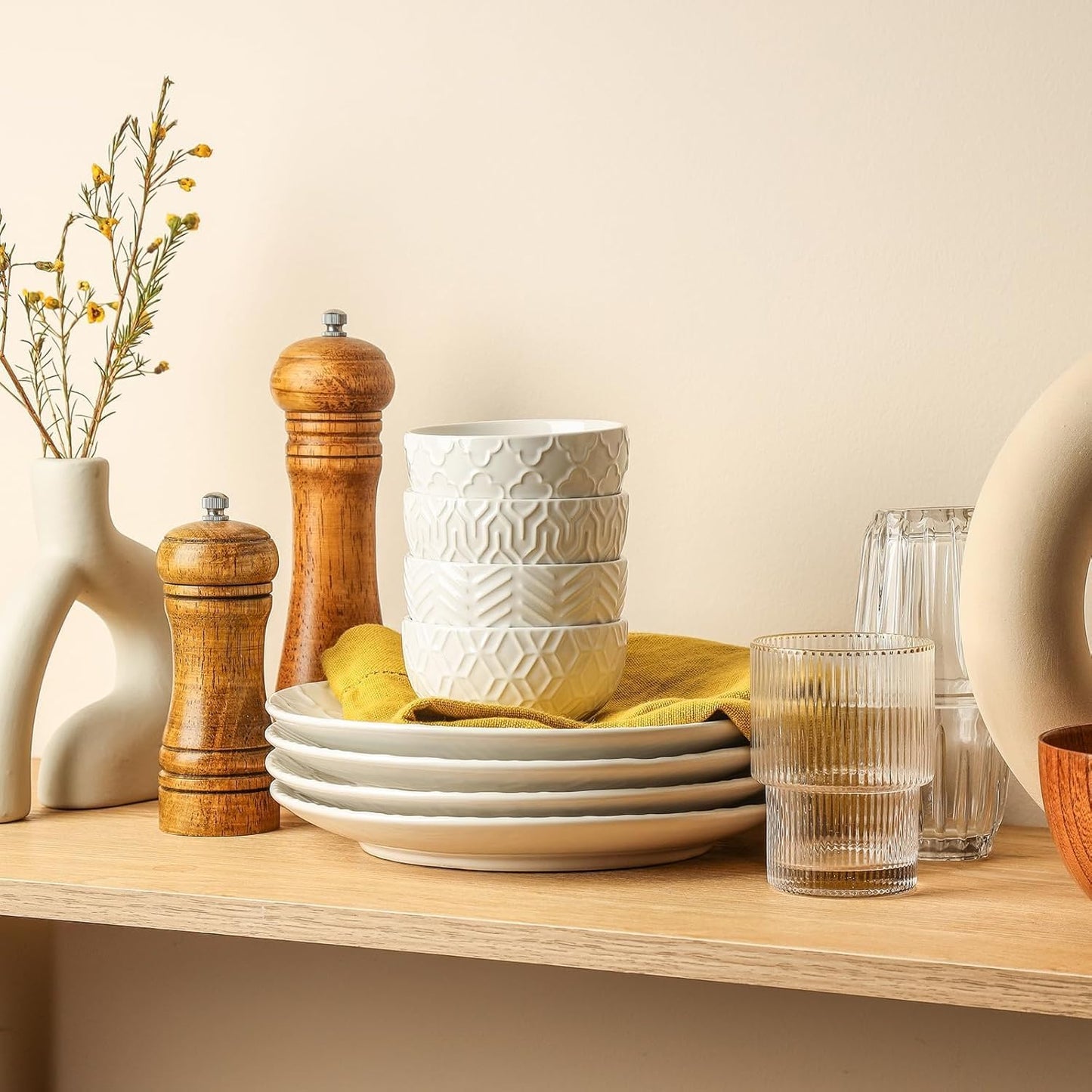 Sureasy Mini Ceramic Dipping Bowls – 4 oz, 3.5 Inch Small Bowls for Sauces & Side Dishes, Microwave & Dishwasher Safe, Set of 4, White