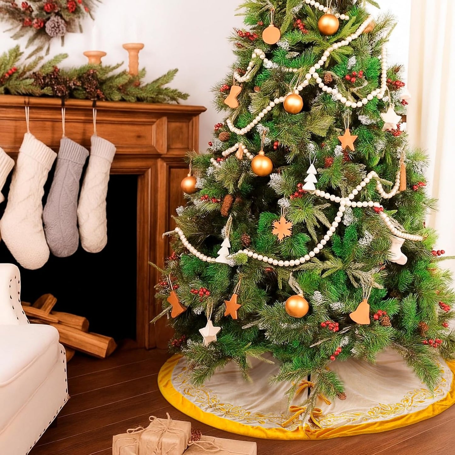 Luxury Velvet Christmas Tree Skirt 48 Inch Gold Victoria Embroidery Vintage Sparking Holly Tree Skirt for Holiday Party Rustic Xmas Decorations Home(White)