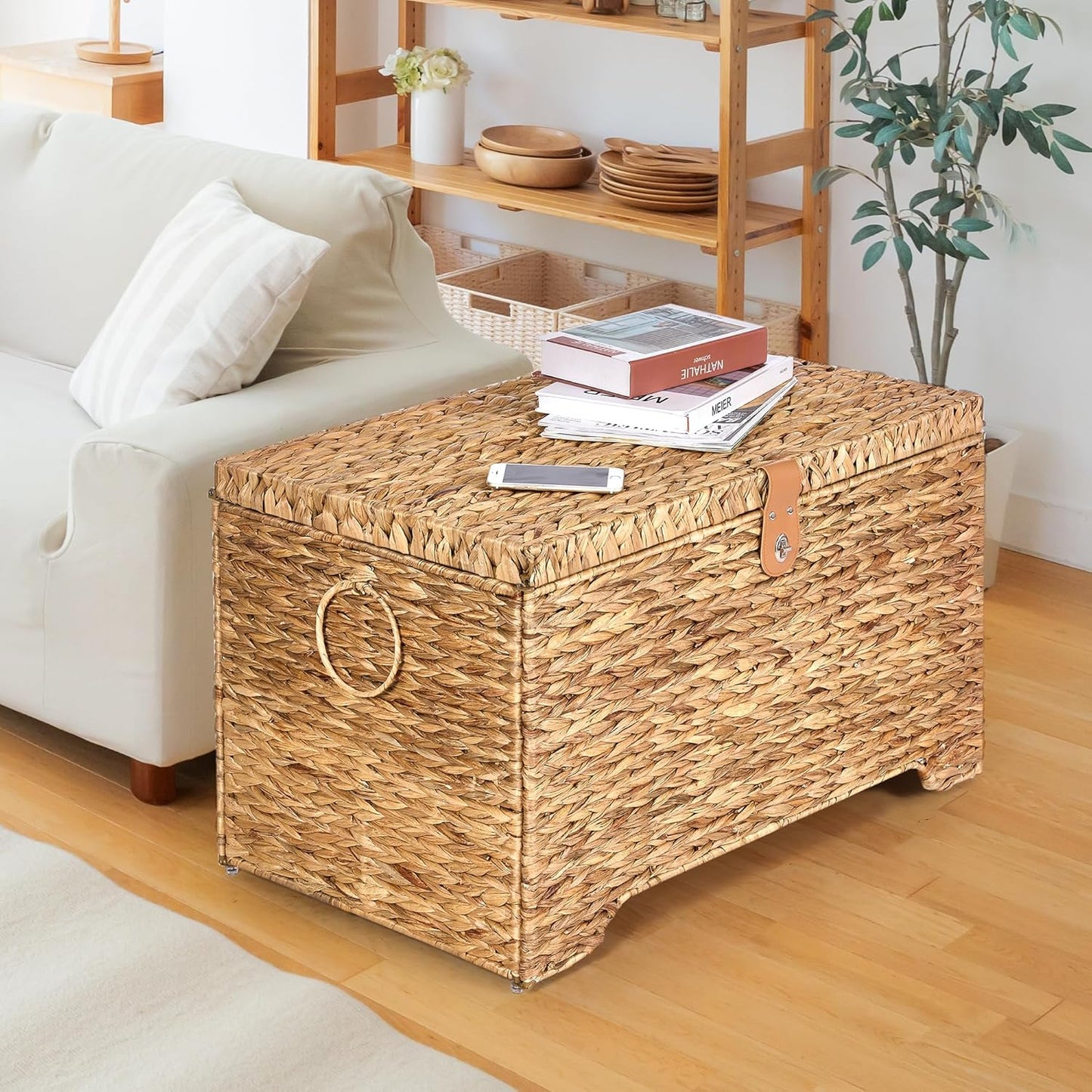 Handwoven Storage Basket with Lid, 165L Wicker Storage Bin, Natural Water Hyacinth, Leather Buckle & Metal Frame, Metal Ring Handles for Easy Transport, Storage Chest & Trunk for Bedroom, Living Room